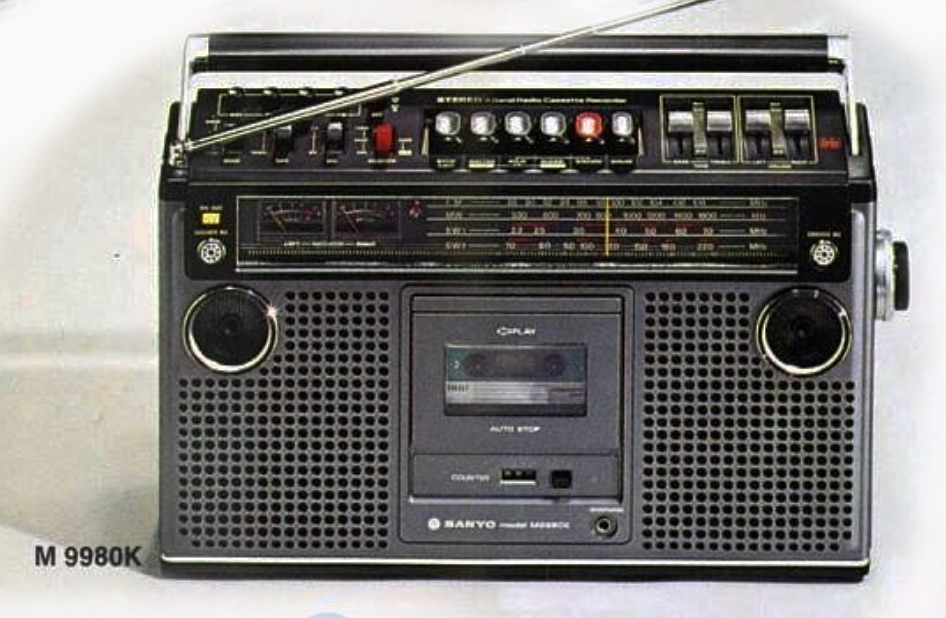 hdebd774.jpg hdebd774.jpg
